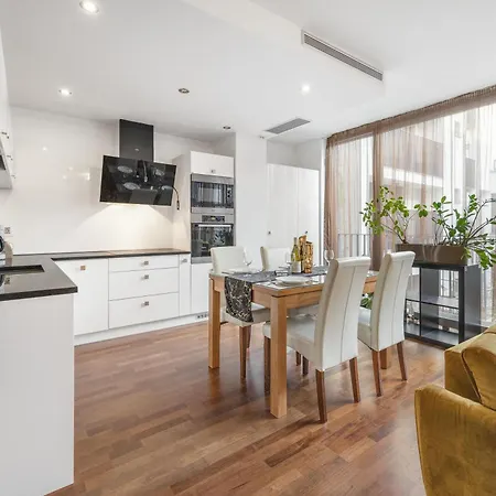 Apartmán Revon Business Apartment, Dunajska 50, Free Parking Bratislava